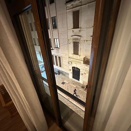 B&B Degli Artisti Suite Лечче Екстер'єр фото