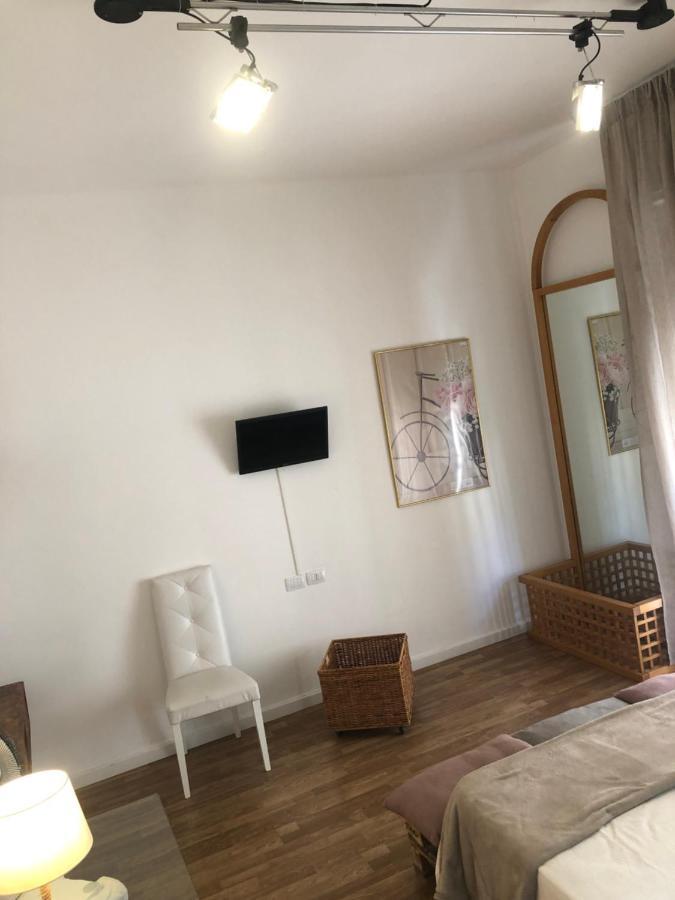 B&B Degli Artisti Suite Лечче Екстер'єр фото