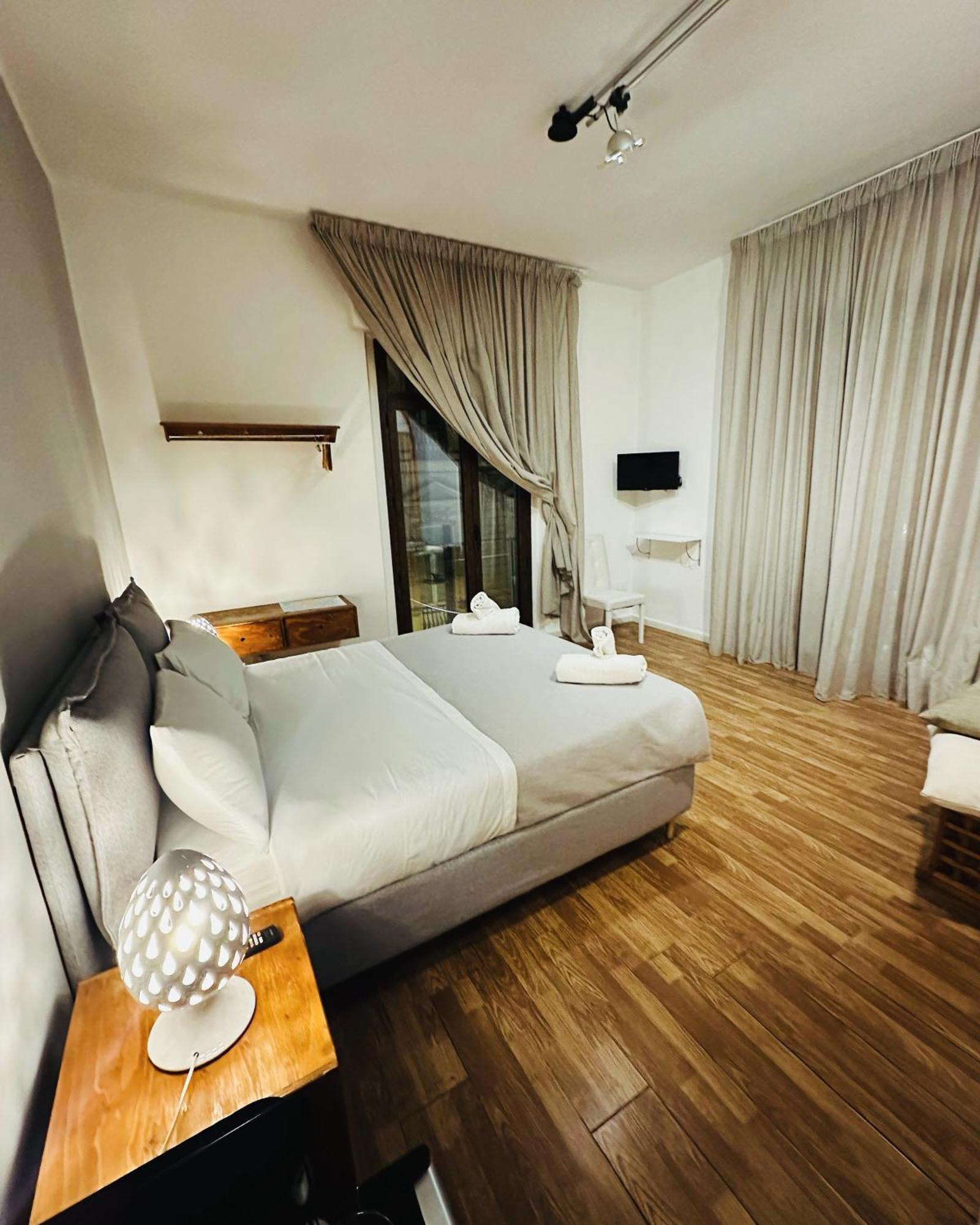 B&B Degli Artisti Suite Лечче Екстер'єр фото