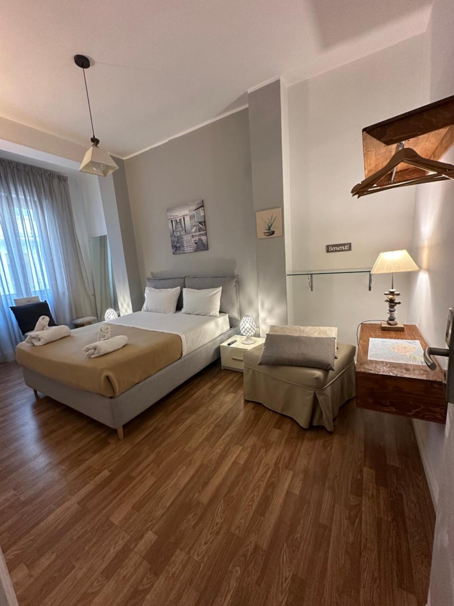 B&B Degli Artisti Suite Лечче Екстер'єр фото