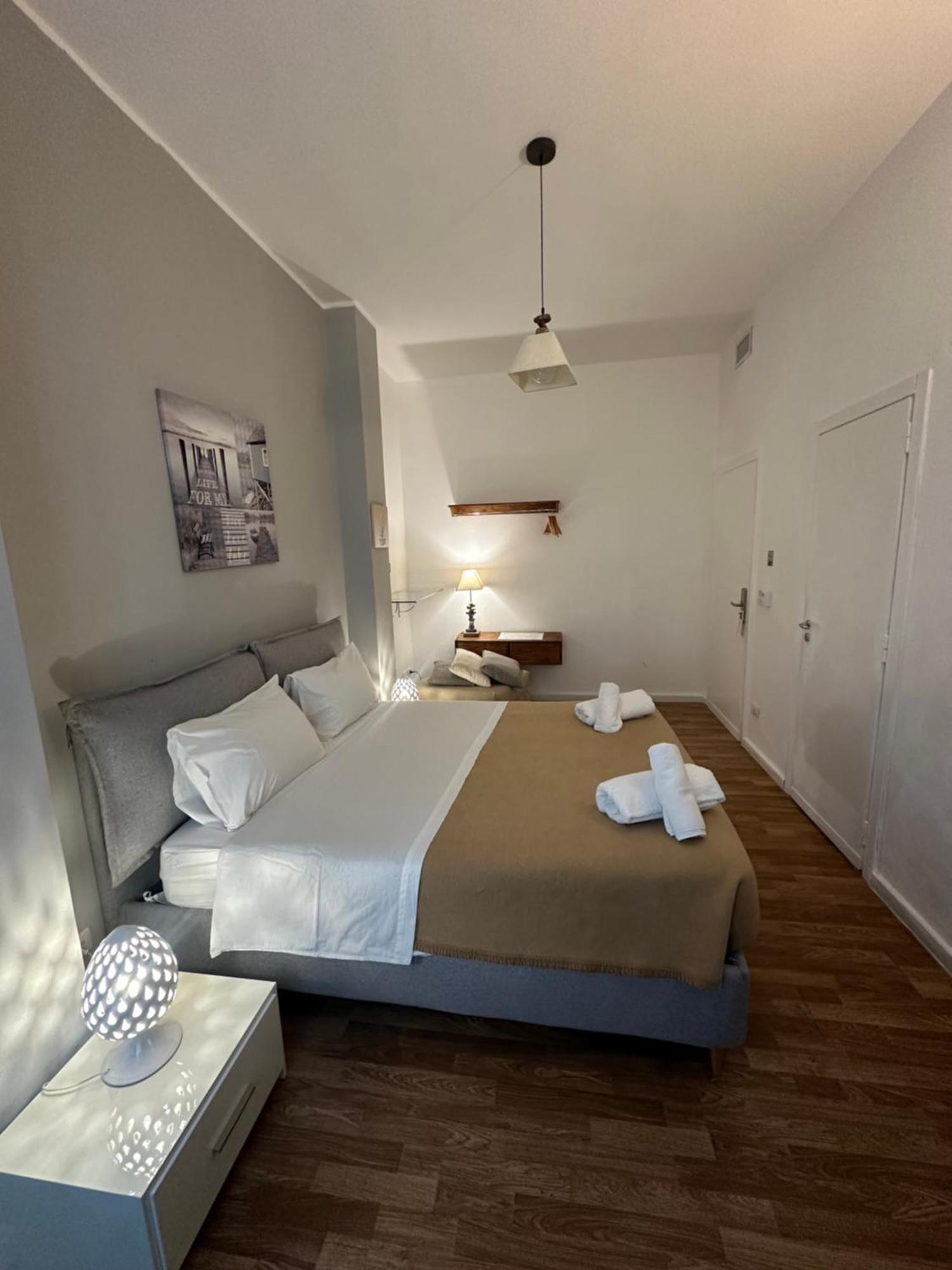 B&B Degli Artisti Suite Лечче Екстер'єр фото